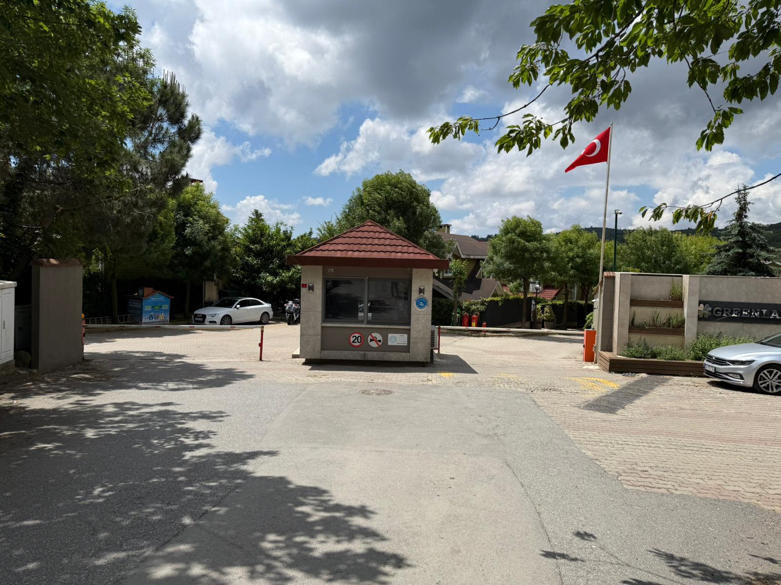 Plaka Tanıma Sistemi | Araç Geçiş Kontrol | Otopark Yetkilendirme | Otopark Kapasite Yönetimi | Güvenlik Çözümü